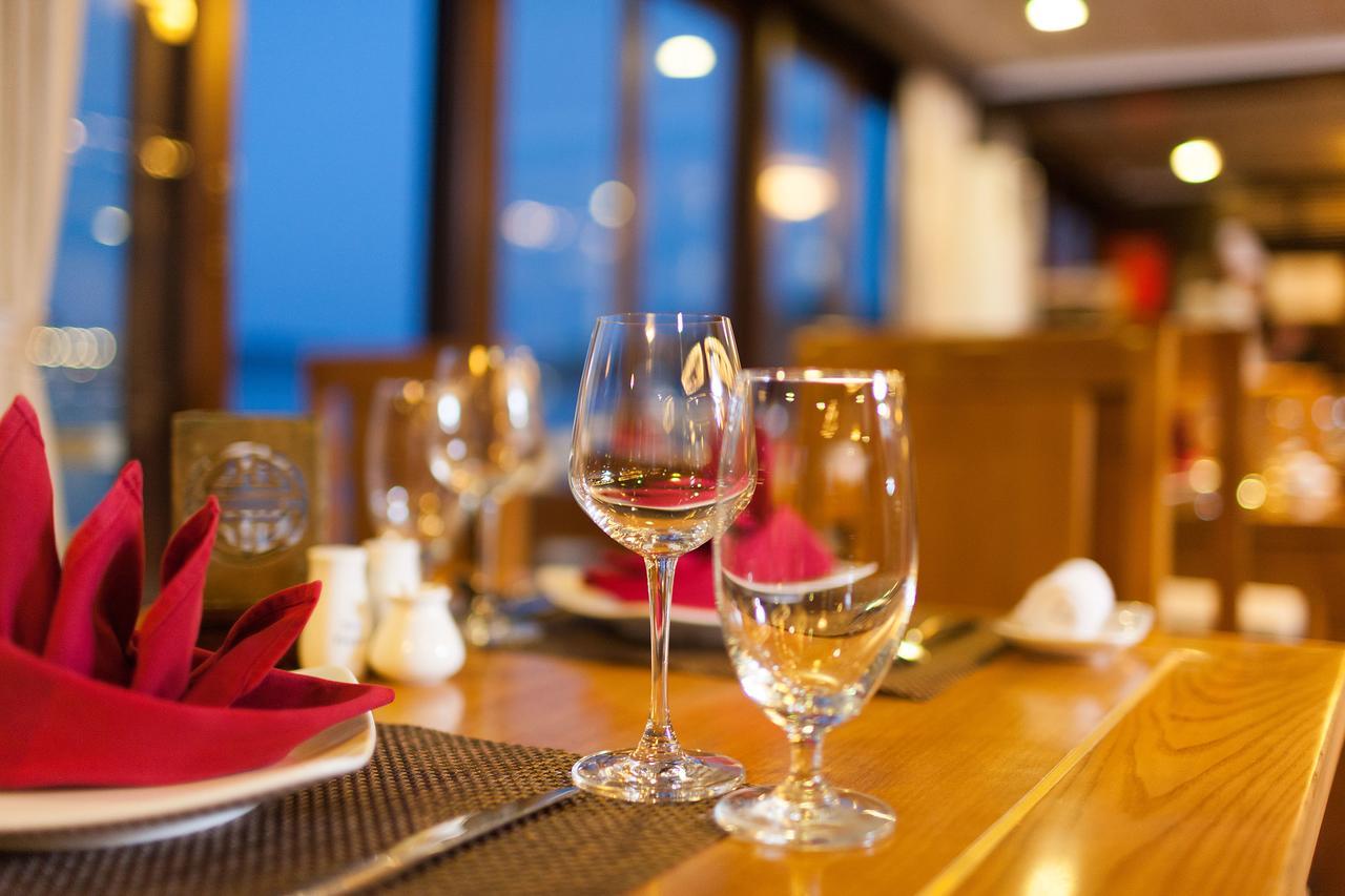 Halong Glory Legend Cruise Hotell Ha Long Eksteriør bilde