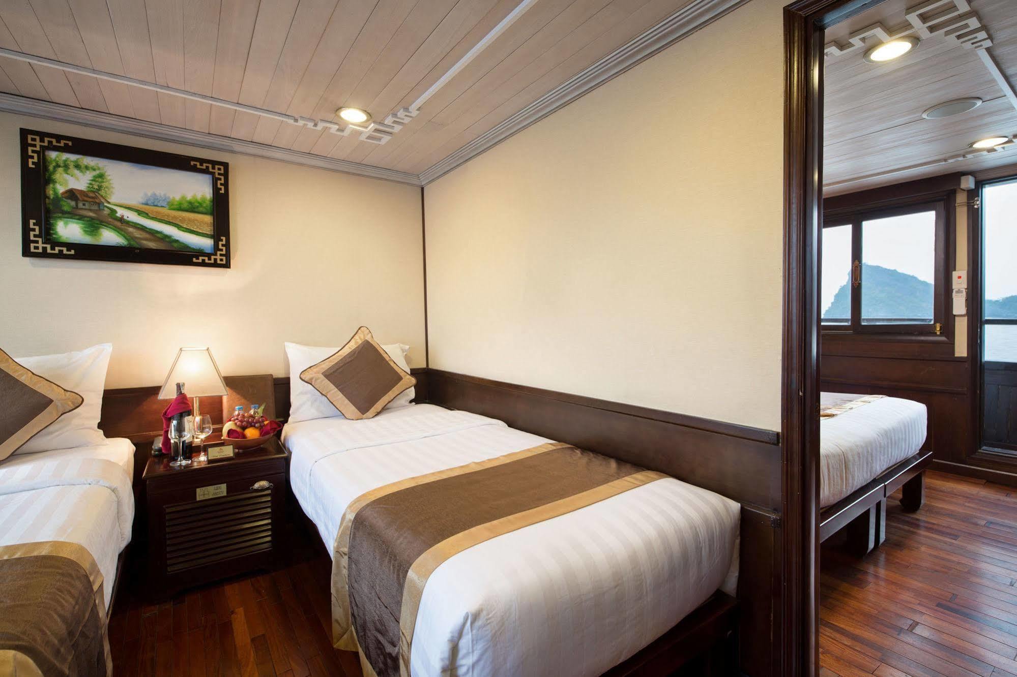 Halong Glory Legend Cruise Hotell Ha Long Eksteriør bilde